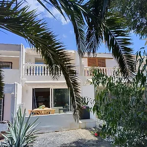 https://carabela.in-canary-islands.com