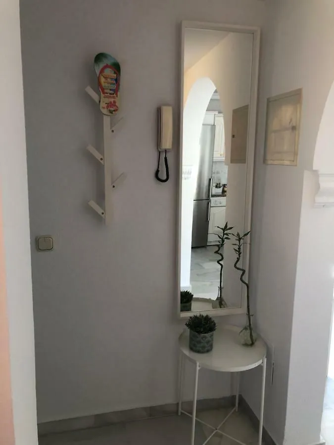 Alojamiento En La Carihuela-Costa Del Sol Apartment Torremolinos